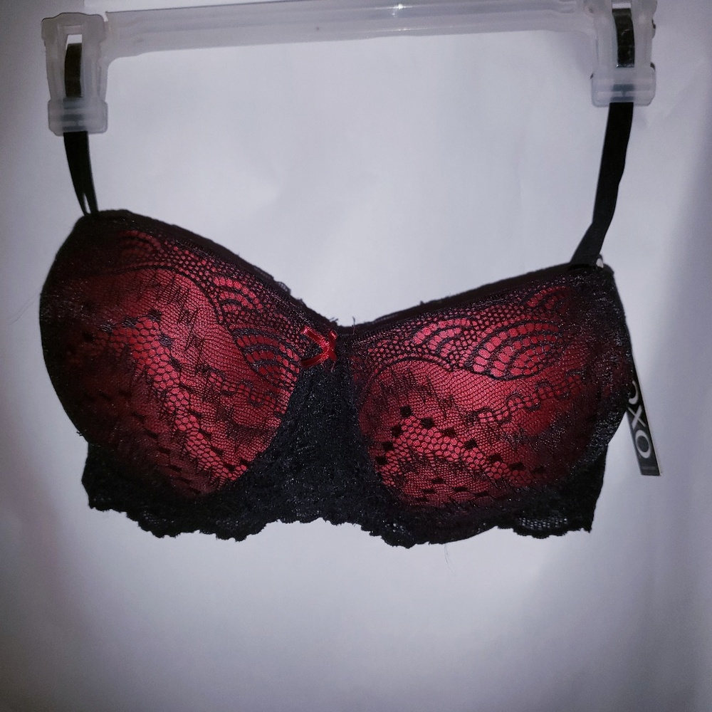 Sz 38C XOXO Sexy Red & Black Removable straps Bra